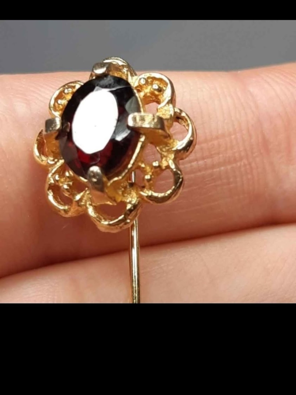 Garnet and Gold Colour Stick Pin